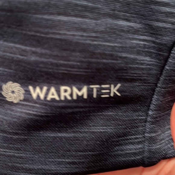 Men’s large tek gear hoodie. New without tags. Comes from a smoke free home. - Picture 3 of 5